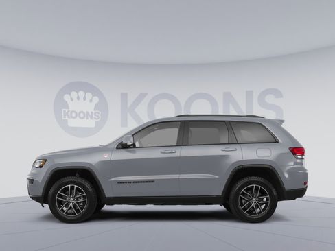 Used 2019 Jeep Grand Cherokee Limited w/ Luxury Group II AWD/4WD image 2