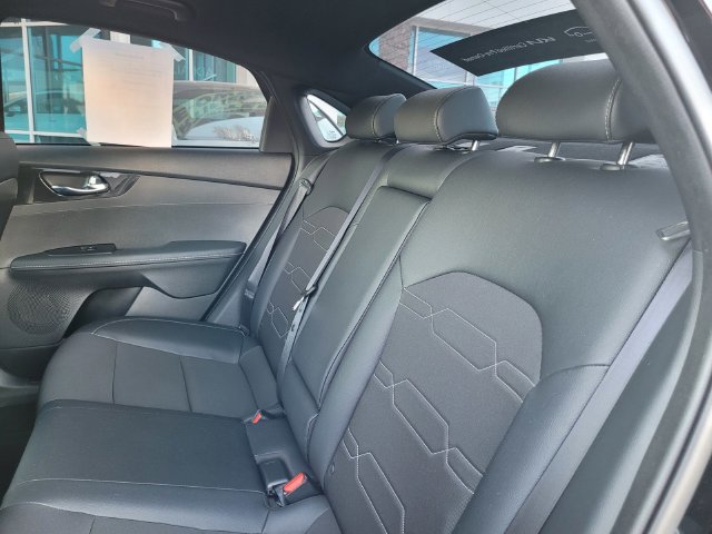 Certified 2023 Kia Forte GT-Line FWD image 15