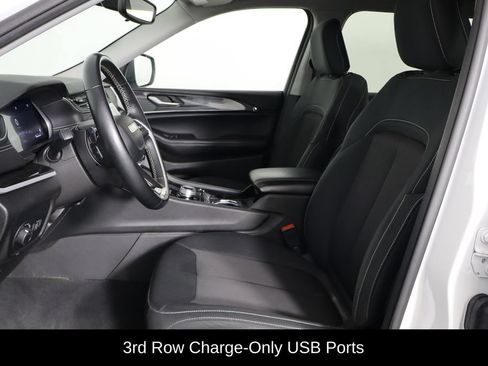 Used 2022 Jeep Grand Cherokee L Laredo w/ Luxury Tech Group I AWD/4WD image 14