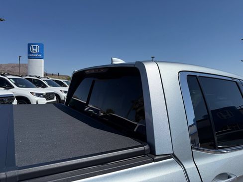 Certified 2025 Honda Ridgeline RTL image 5