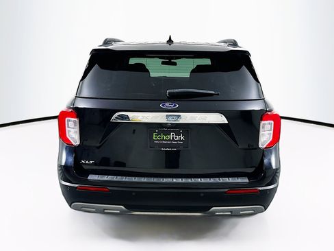 Used 2020 Ford Explorer XLT w/ Equipment Group 202A RWD image 7