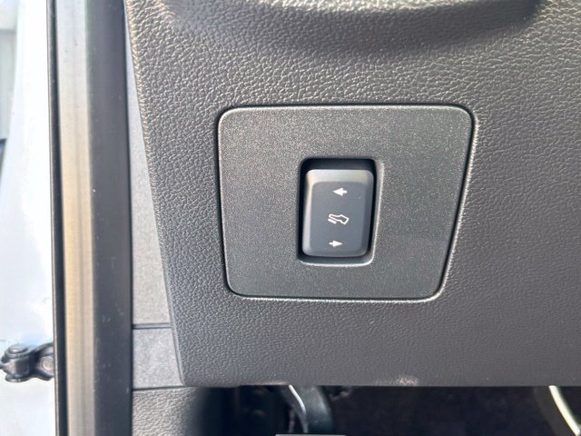 Used 2015 Ford F150 Lariat AWD/4WD image 34