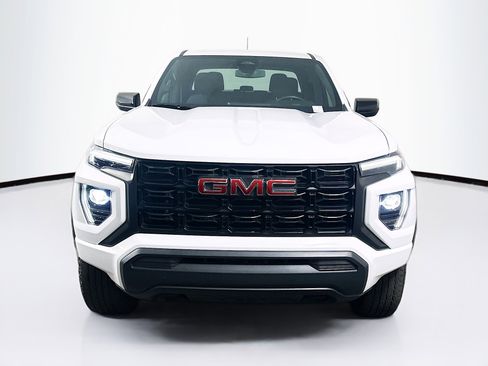 Used 2023 GMC Canyon Elevation image 2