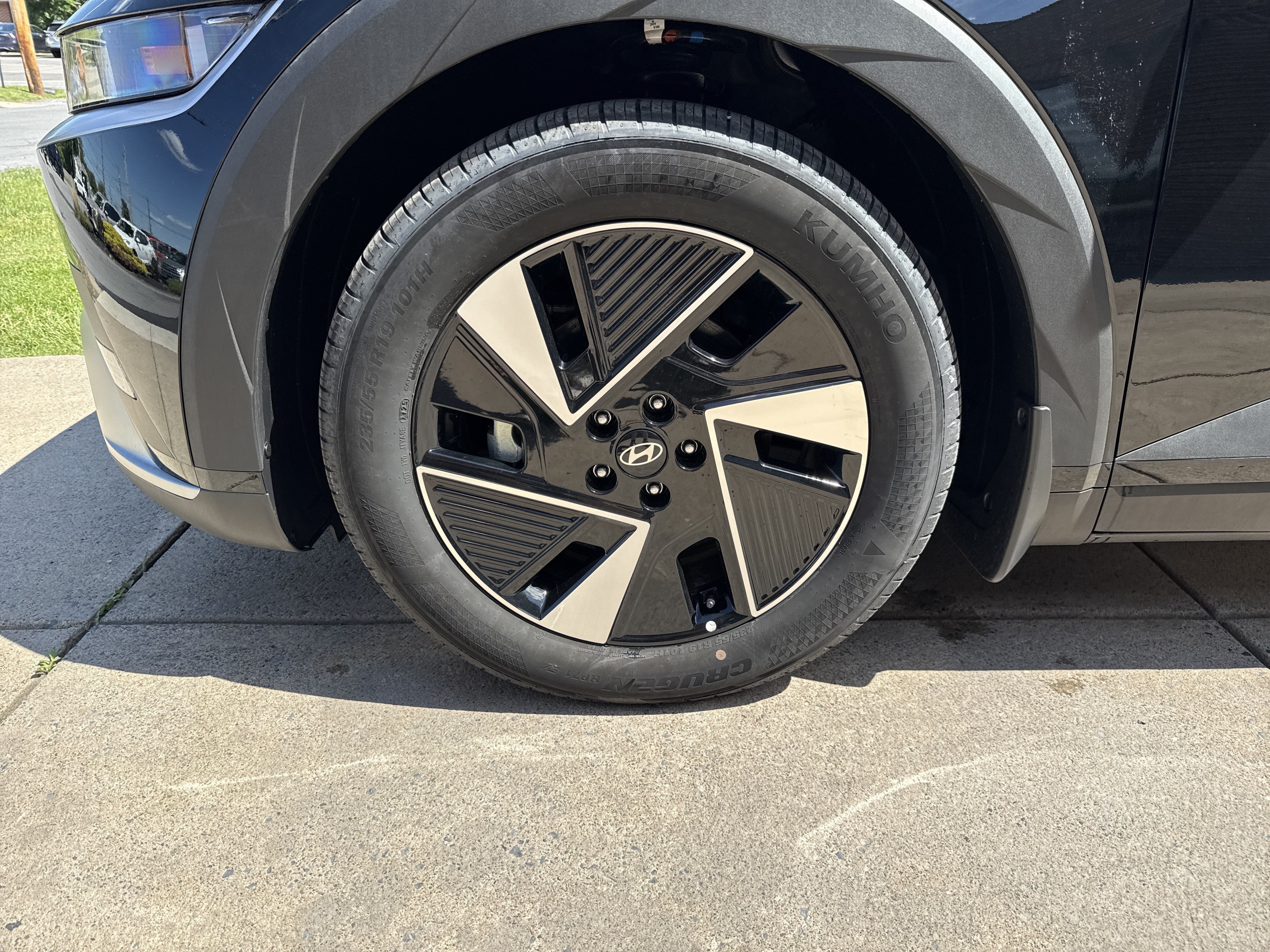 New 2026 Hyundai Ioniq 5 SEL AWD/4WD image 11