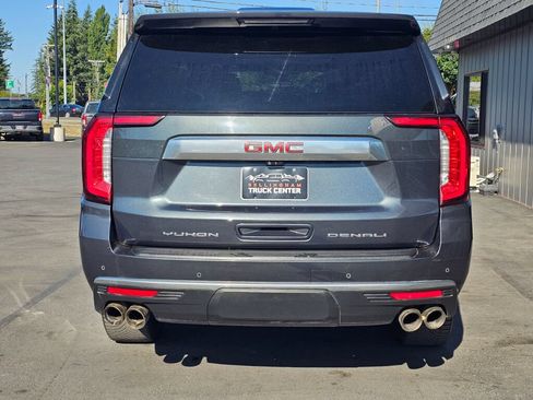 Used 2022 GMC Yukon Denali w/ Advanced Technology Package AWD/4WD image 4