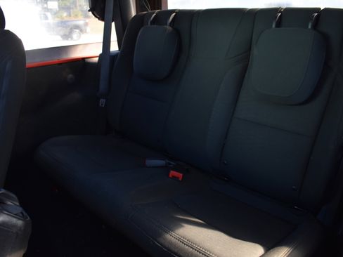 Used 2020 Jeep Wrangler Sport image 13