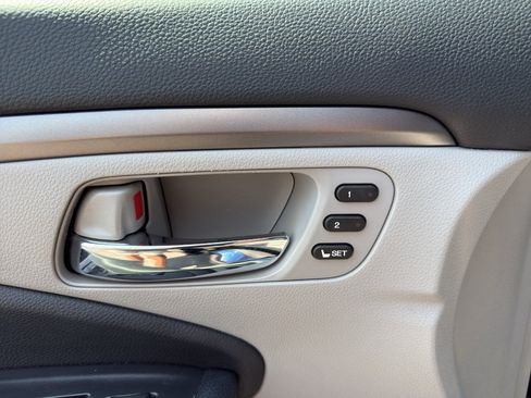 Used 2019 Honda Pilot EX-L image 18