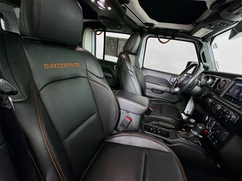 Used 2023 Jeep Gladiator Mojave w/ Cold Weather Group image 27