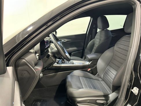 Used 2024 Dodge Hornet GT w/ Tech Pack w/o Parking image 16