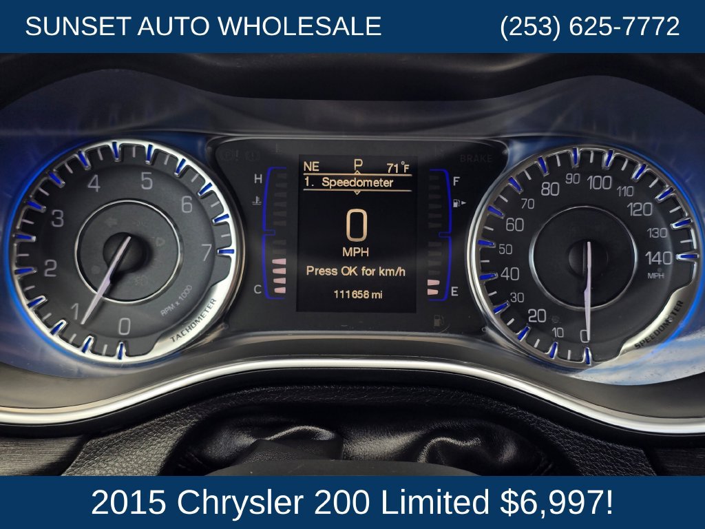 Used 2015 Chrysler 200 Limited w/ Convenience Group FWD image 29