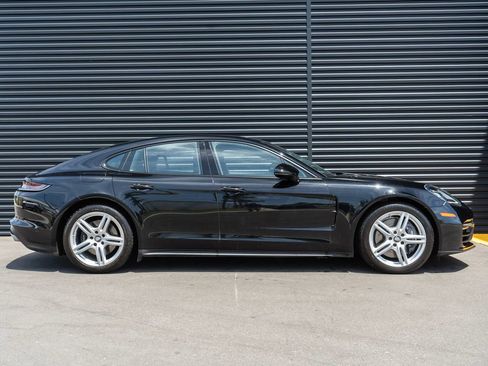 Used 2021 Porsche Panamera 4 AWD/4WD image 8