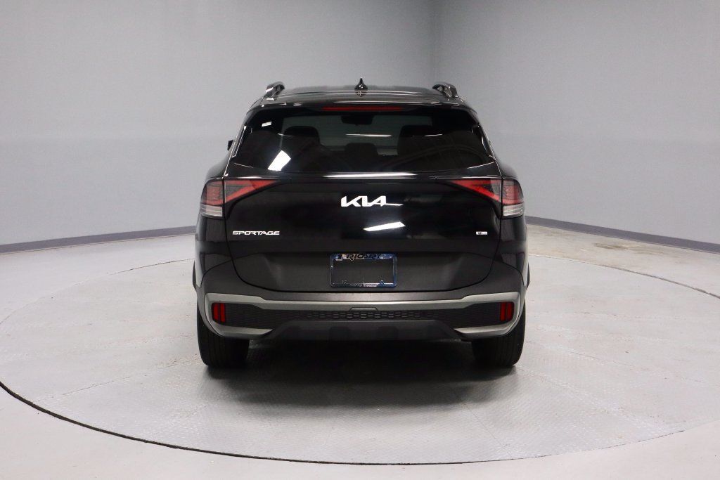 Used 2023 Kia Sportage X-Line AWD/4WD image 10