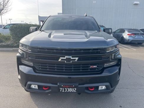 Used 2019 Chevrolet Silverado 1500 LT Trail Boss w/ Convenience Package image 2
