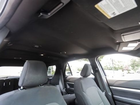 Used 2019 Ford Explorer XLT w/ Equipment Group 201A FWD image 32