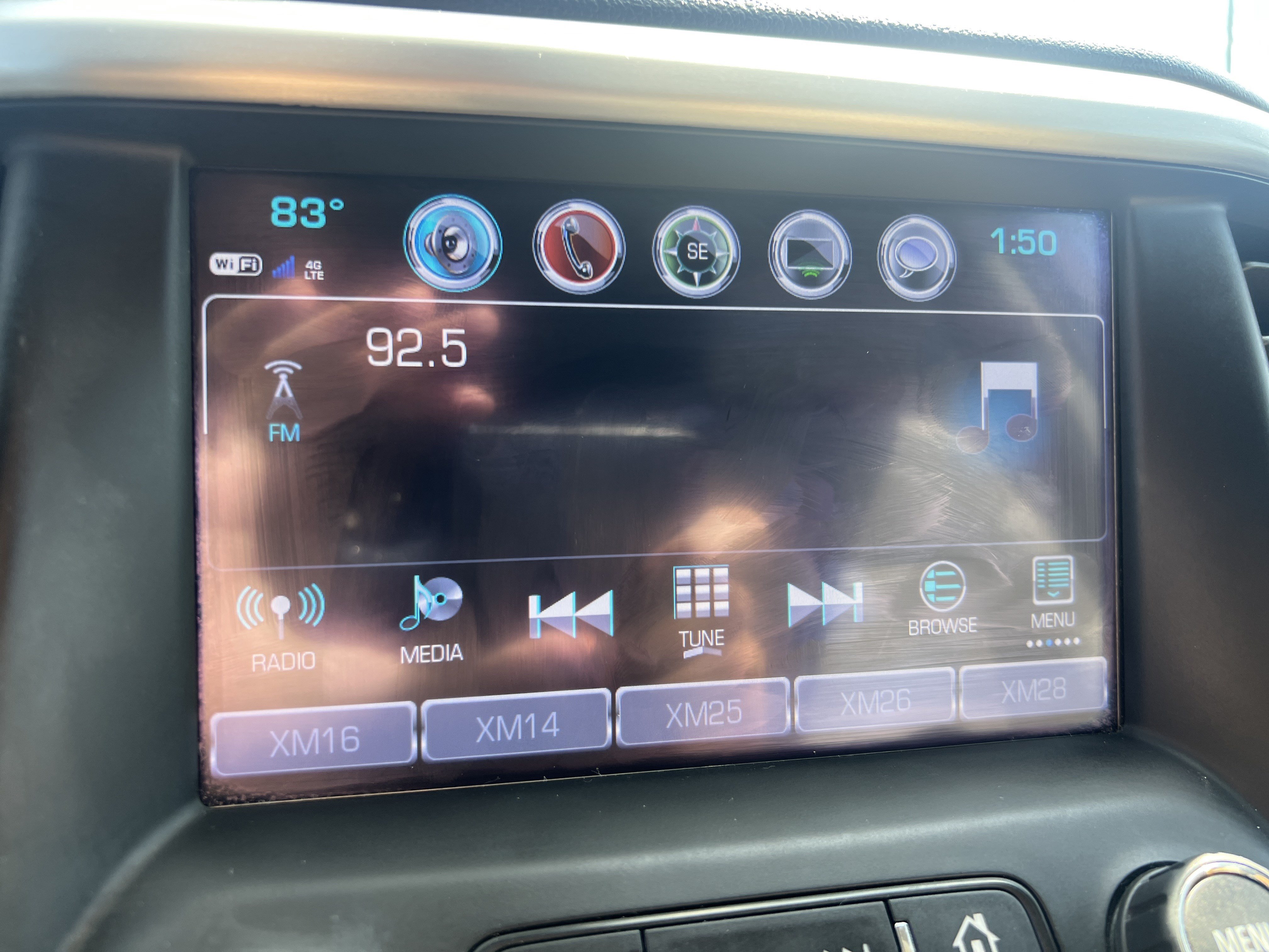 Used 2019 GMC Acadia SLT w/ LPO, Floor Liner Package FWD image 23