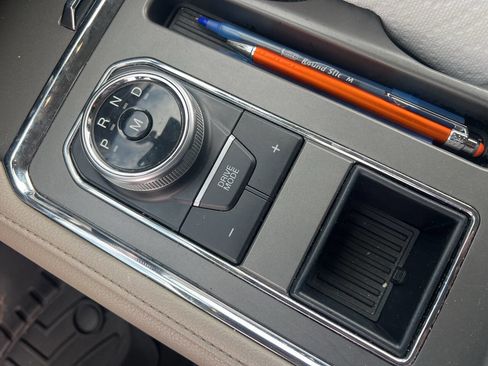 Used 2020 Ford Expedition Max XLT w/ Equipment Group 202A image 23