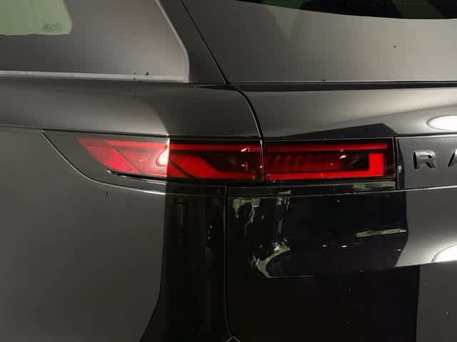 New 2027 Land Rover Range Rover Sport HST AWD/4WD image 13