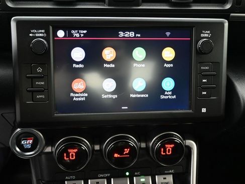 Used 2022 Toyota GR86 Premium w/ ALL Weather Mat Package (TMS) image 23