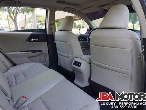 Used 2017 Honda Accord EX-L image 8