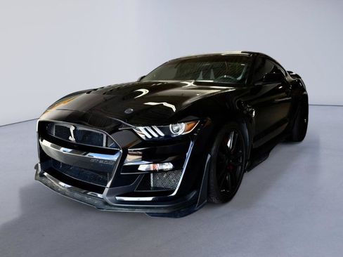 Used 2020 Ford Mustang Shelby GT500 w/ Technology Package RWD image 1