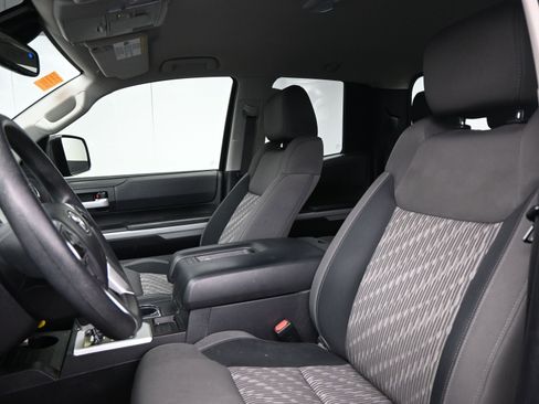 Used 2021 Toyota Tundra SR5 w/ SR5 Upgrade Package image 17