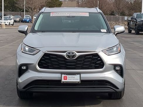 Certified 2021 Toyota Highlander XLE image 4