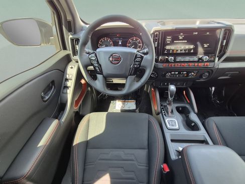 New 2026 Nissan Frontier PRO-4X w/ Tow Package AWD/4WD image 12