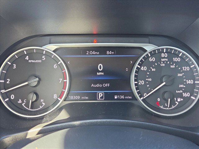 Used 2022 Nissan Sentra SR w/ SR Premium Package FWD image 11
