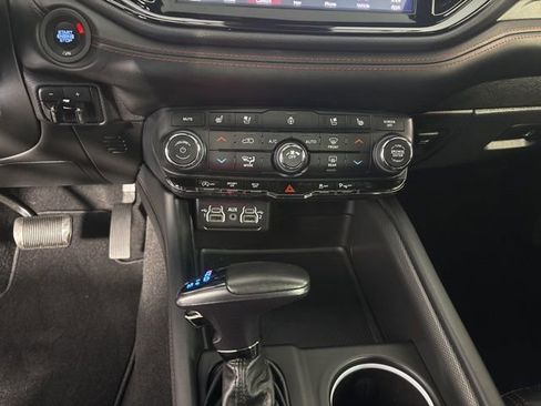 Certified 2023 Dodge Durango GT image 23