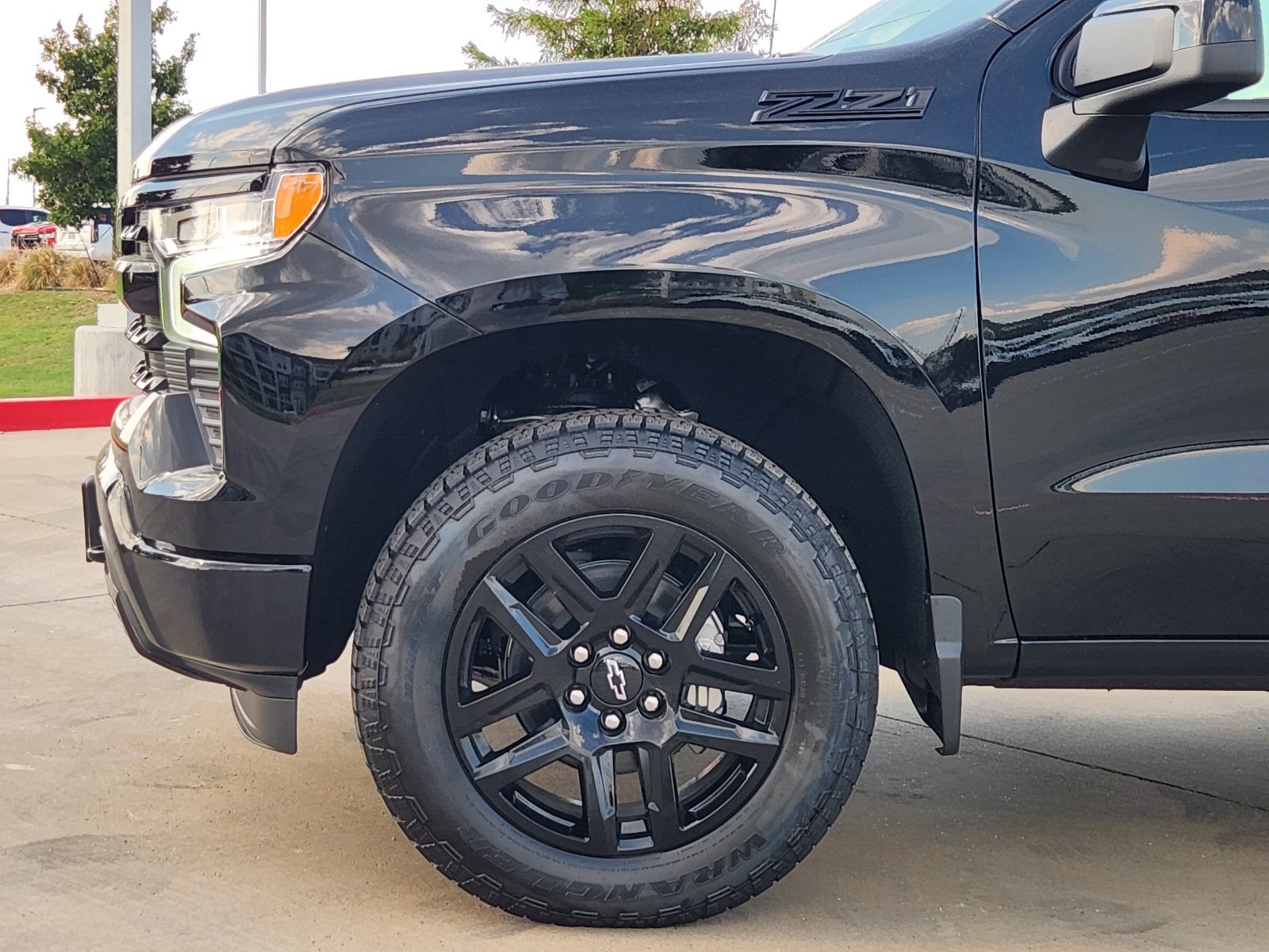 New 2026 Chevrolet Silverado 1500 RST w/ Z71 Off-Road Package AWD/4WD image 8
