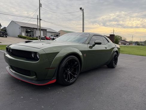 Used 2021 Dodge Challenger R/T Scat Pack image 3