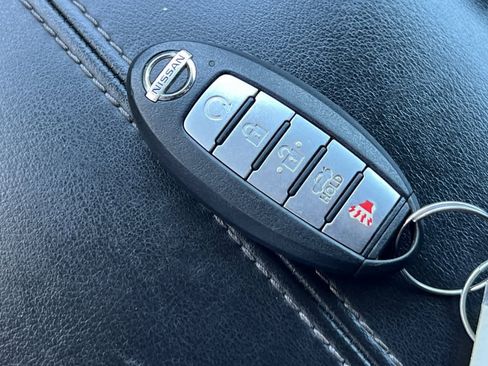 Used 2021 Nissan Sentra SV image 22