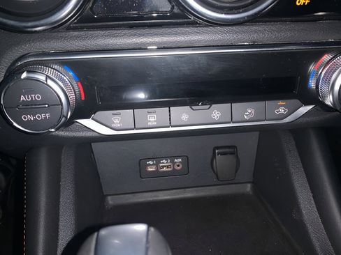 Used 2022 Nissan Sentra SR w/ Electronics Package image 16