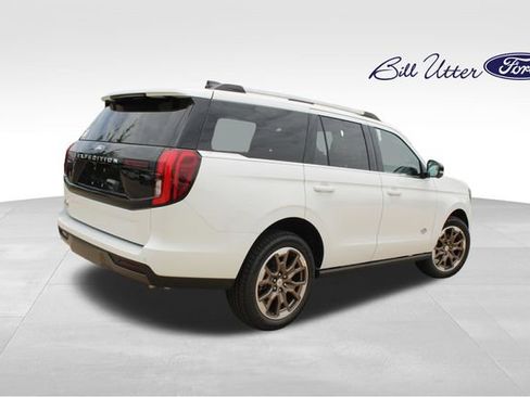 New 2027 Ford Expedition King Ranch RWD image 3