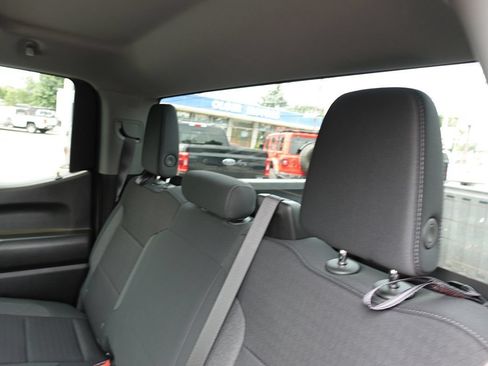 Used 2024 GMC Sierra 1500 Pro w/ Graphite Edition AWD/4WD image 23