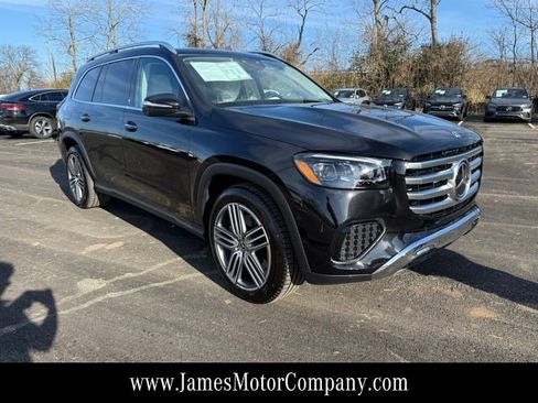 Certified 2026 Mercedes-Benz GLS 450 4MATIC image 4