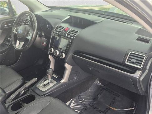 Used 2018 Subaru Forester 2.5i Limited AWD/4WD image 18