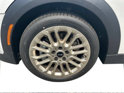 New 2026 MINI Cooper 2-Door Hardtop FWD image 26