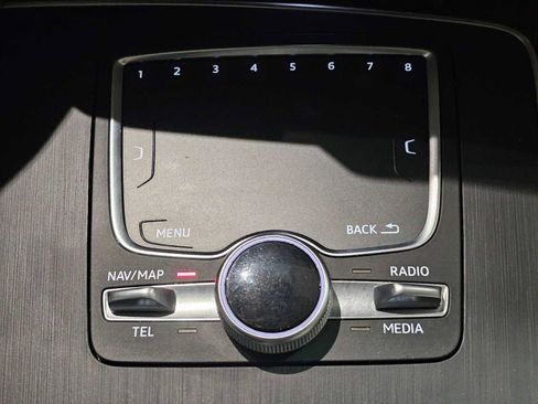 Used 2018 Audi Q5 2.0T Premium Plus w/ Premium Plus Package AWD/4WD image 34