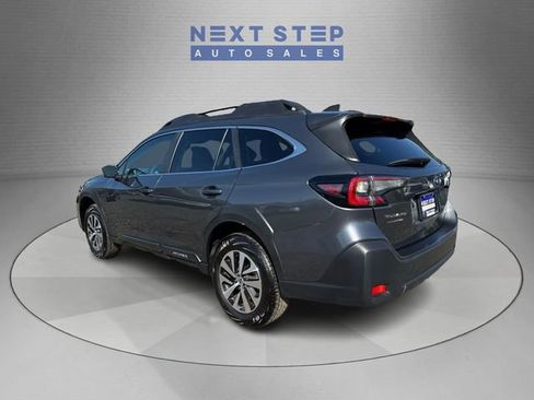 Used 2024 Subaru Outback Premium AWD/4WD image 5
