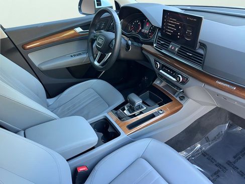 Used 2023 Audi Q5 2.0T Premium w/ Convenience Package AWD/4WD image 35