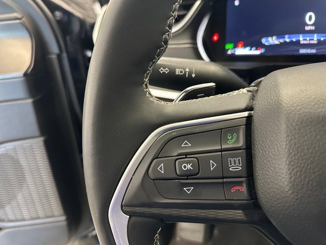Used 2023 Jeep Grand Cherokee Altitude AWD/4WD image 27