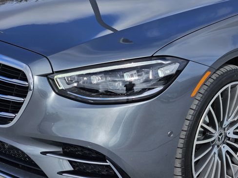 Used 2022 Mercedes-Benz S 580 4MATIC Sedan image 9