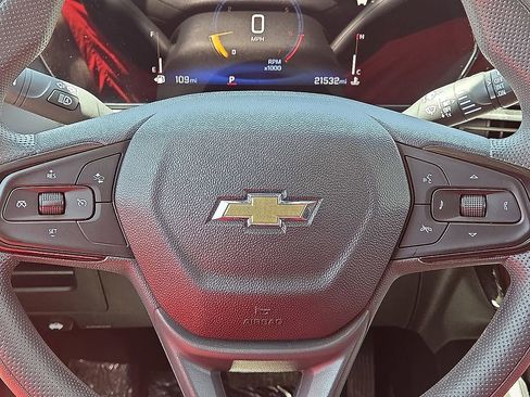 Used 2025 Chevrolet TrailBlazer LT FWD image 31