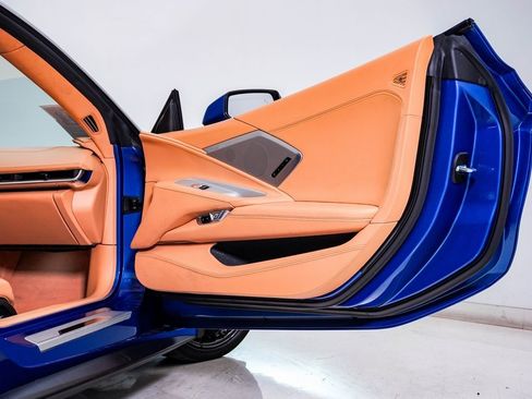 Used 2022 Chevrolet Corvette Stingray Premium Conv w/ Z51 Performance Package image 20