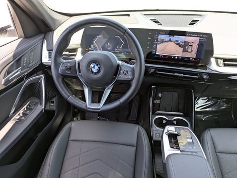 Used 2025 BMW X1 xDrive28i w/ Technology Package AWD/4WD image 18