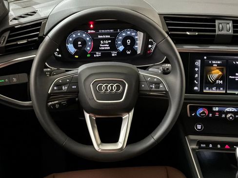 Certified 2025 Audi Q3 2.0T Premium w/ Convenience Package image 14