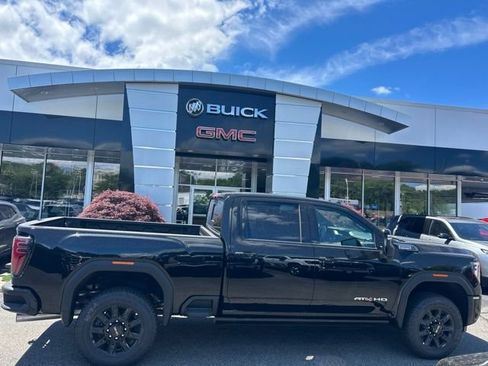 New 2026 GMC Sierra 2500 AT4 w/ AT4 Premium Plus Package AWD/4WD image 2