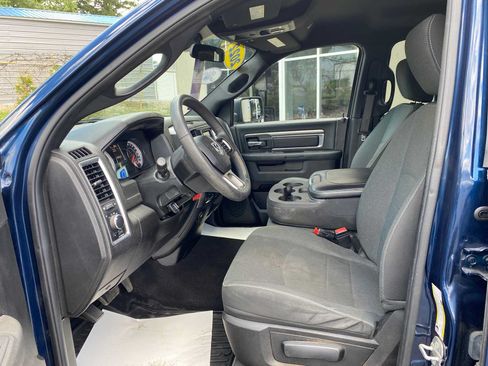 Used 2022 RAM 1500 Warlock w/ Warlock Decor Package AWD/4WD image 10