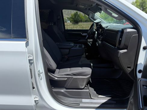 Used 2023 GMC Sierra 1500 SLE AWD/4WD image 43